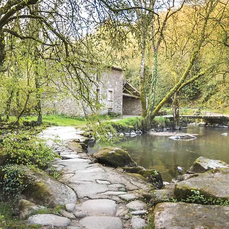 Le Hameau 2 Pour 15 Personnes Nature Et Riviere Proche Du Puy Dufou La Foret-sur-Sevre