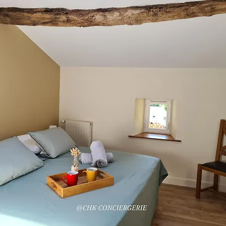Le Hameau 2 Pour 15 Personnes Nature Et Riviere Proche Du Puy Dufou *