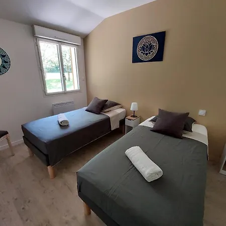 Tatil Evi Le Hameau 2 Pour 15 Personnes Nature Et Riviere Proche Du Puy Dufou *