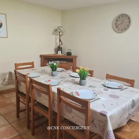 Tatil Evi Le Hameau 2 Pour 15 Personnes Nature Et Riviere Proche Du Puy Dufou